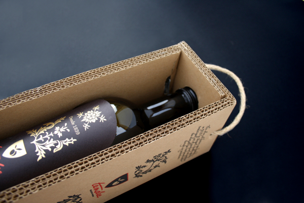 Diseño y packaging de etiquetas, envases, botellas de aceite de oliva
