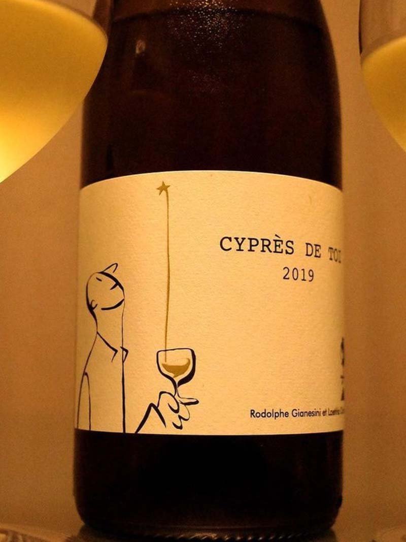 Ideas, ejemplos e inspiración para la creación y diseño de etiquetas de vino y botellas de vino. Packaging, botellas y diseños de etiquetas de vino modernas, para la inspiración. Ideas, ejemplos e inspiración para la creación y diseño de etiquetas de vino y botellas de vino. Packaging, botellas y diseños de etiquetas de vino modernas, para la inspiración.