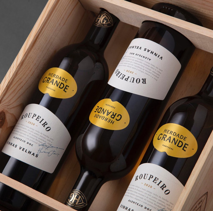 Ideas, ejemplos e inspiración para la creación y diseño de etiquetas de vino y botellas de vino de estilo clásico. Packaging, botellas y diseños de etiquetas de vino clásicas, para la inspiración. (parte 4)