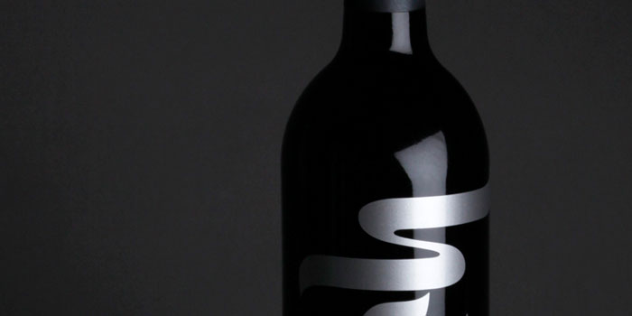 Diseño packaging etiquetas botellas vino minimalistas ejemplos embalajes y cajas design etiquetas vino