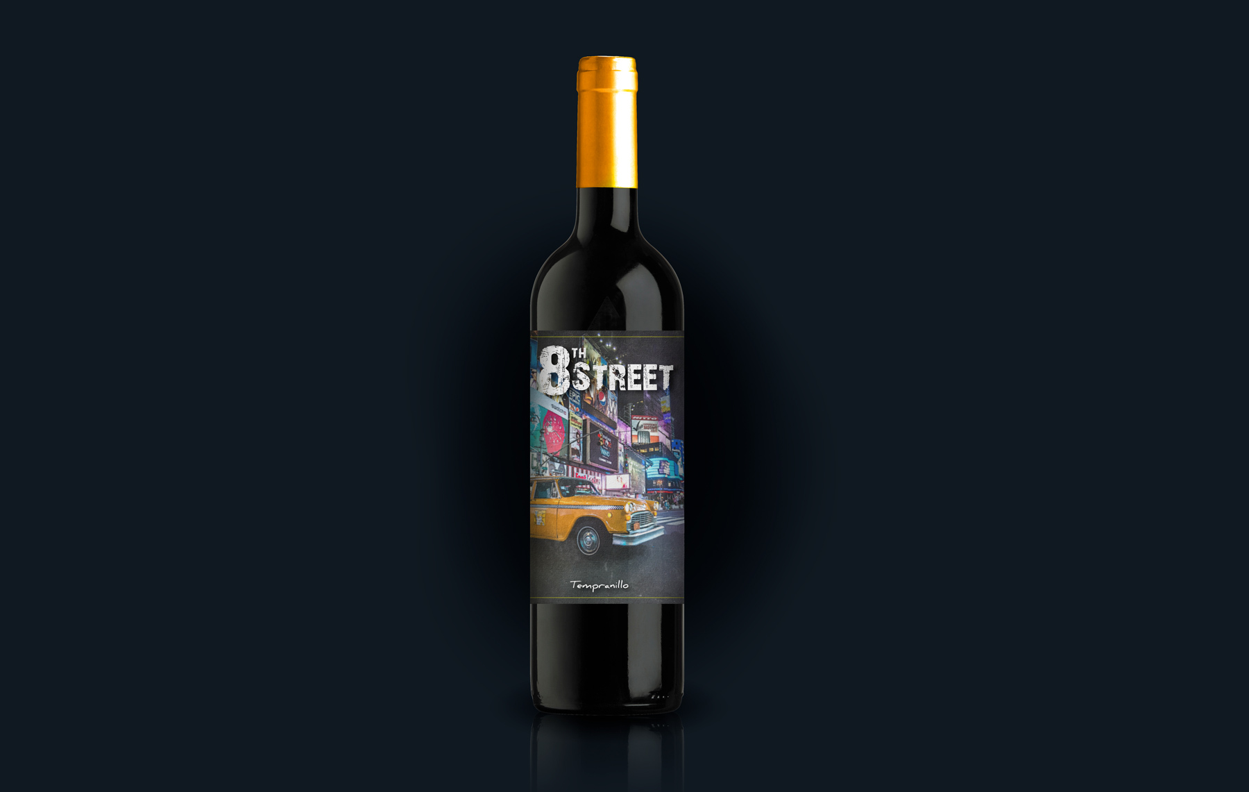 Diseño gráfico y creativo de etiquetas y packaging de vino para 8TH STREET
